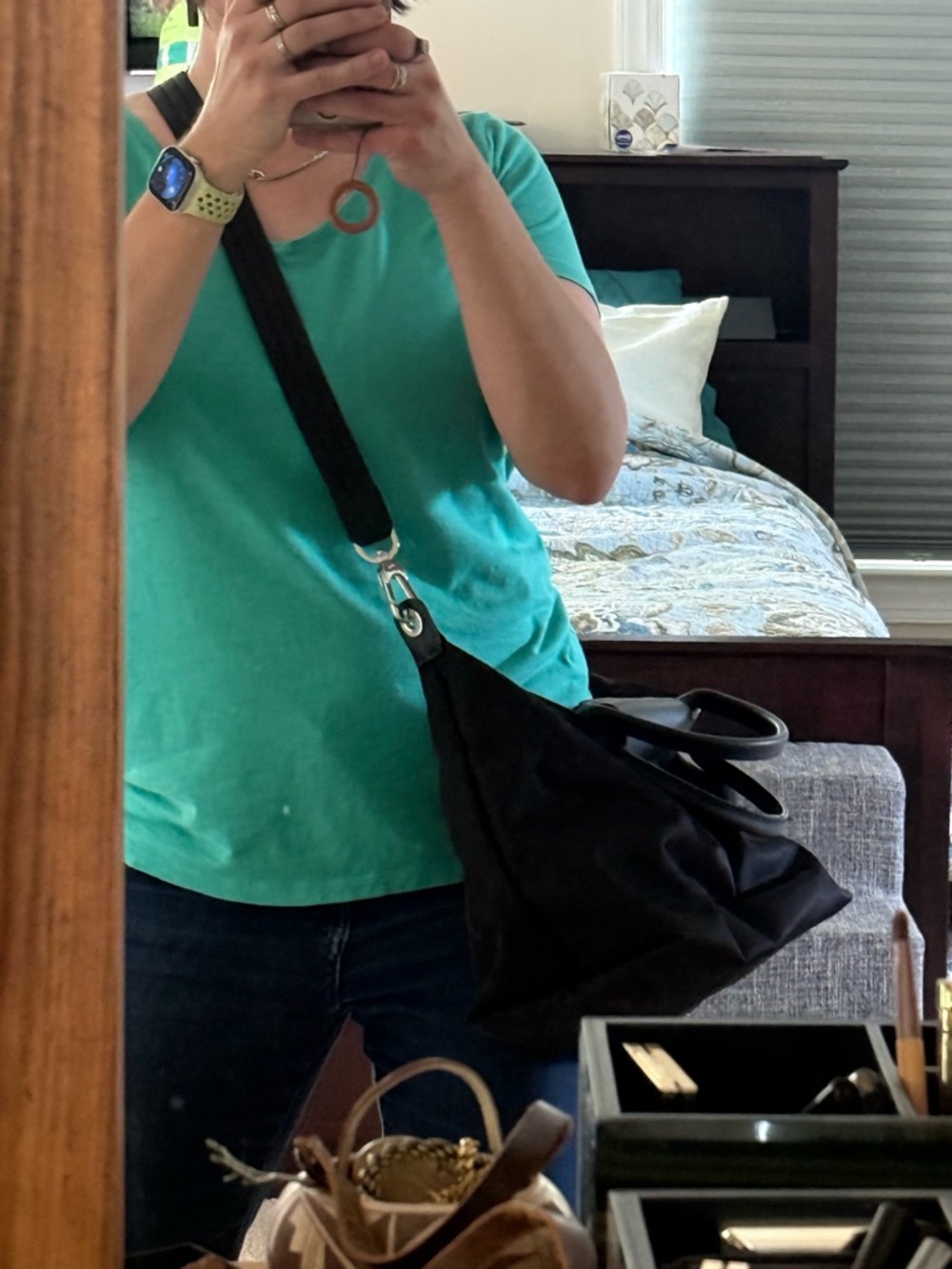 Longchamp Le Pliage Neo, Black (size medium?):  Black Nylon Bag, Handles, Strap - Picture 5 of 5